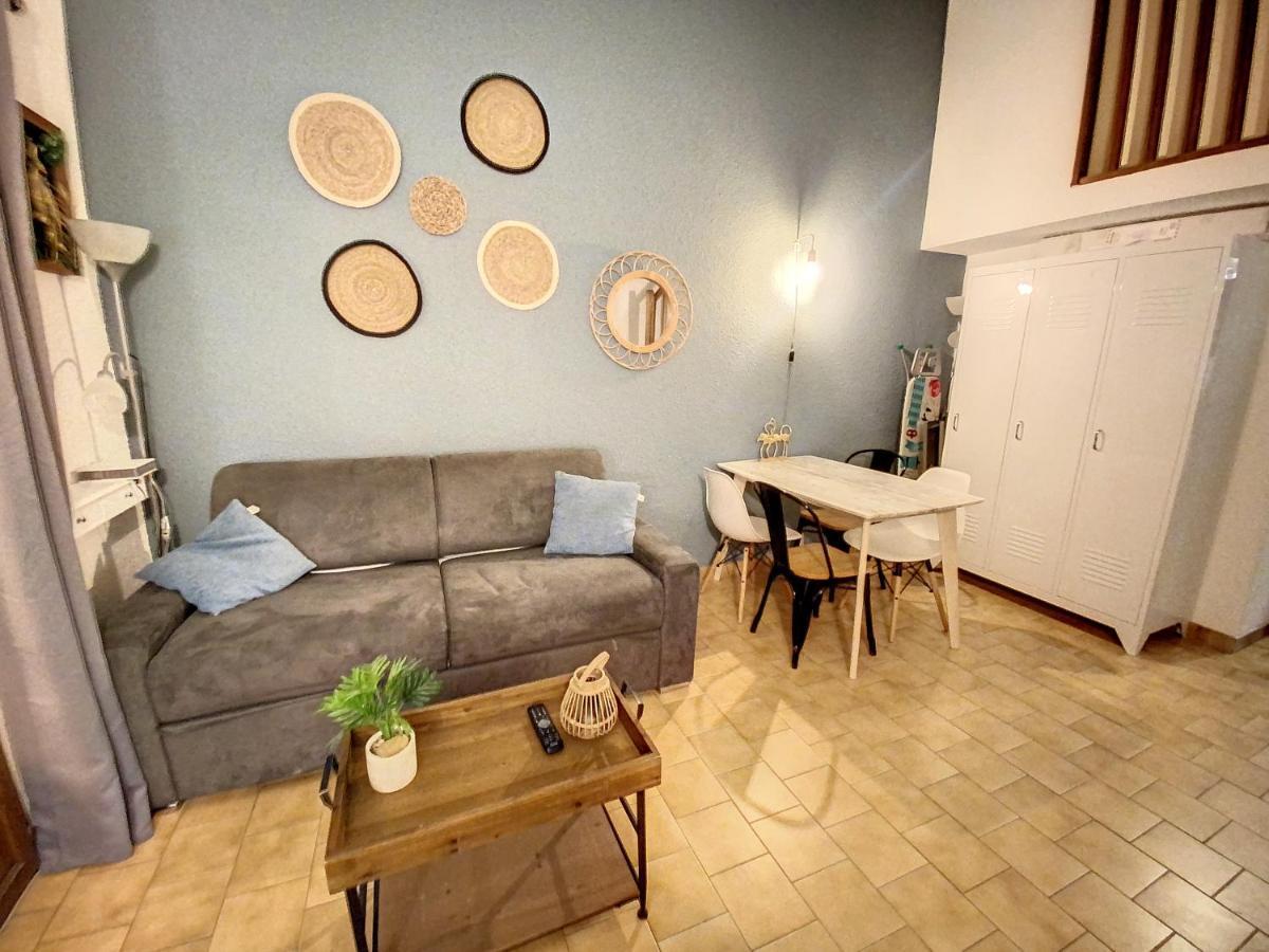 Apartament Superbe Duplex Aux Saintes Terrasse Plein Sud 3*** Zewnętrze zdjęcie