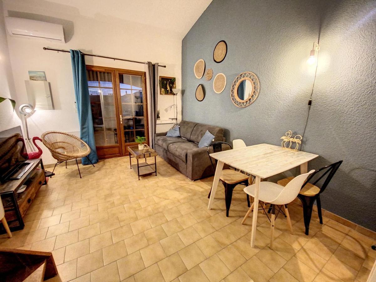 Apartament Superbe Duplex Aux Saintes Terrasse Plein Sud 3*** Zewnętrze zdjęcie